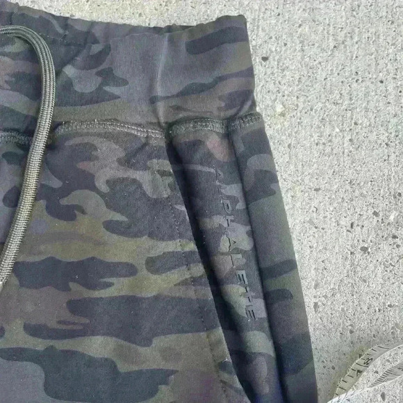 Alphalete women s Joggers green camo leggings pockets drawstring Running Active - Picture 5 of 10